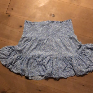 Kjol - Kjol från lager 157 i strl xs 40kr+ frakt