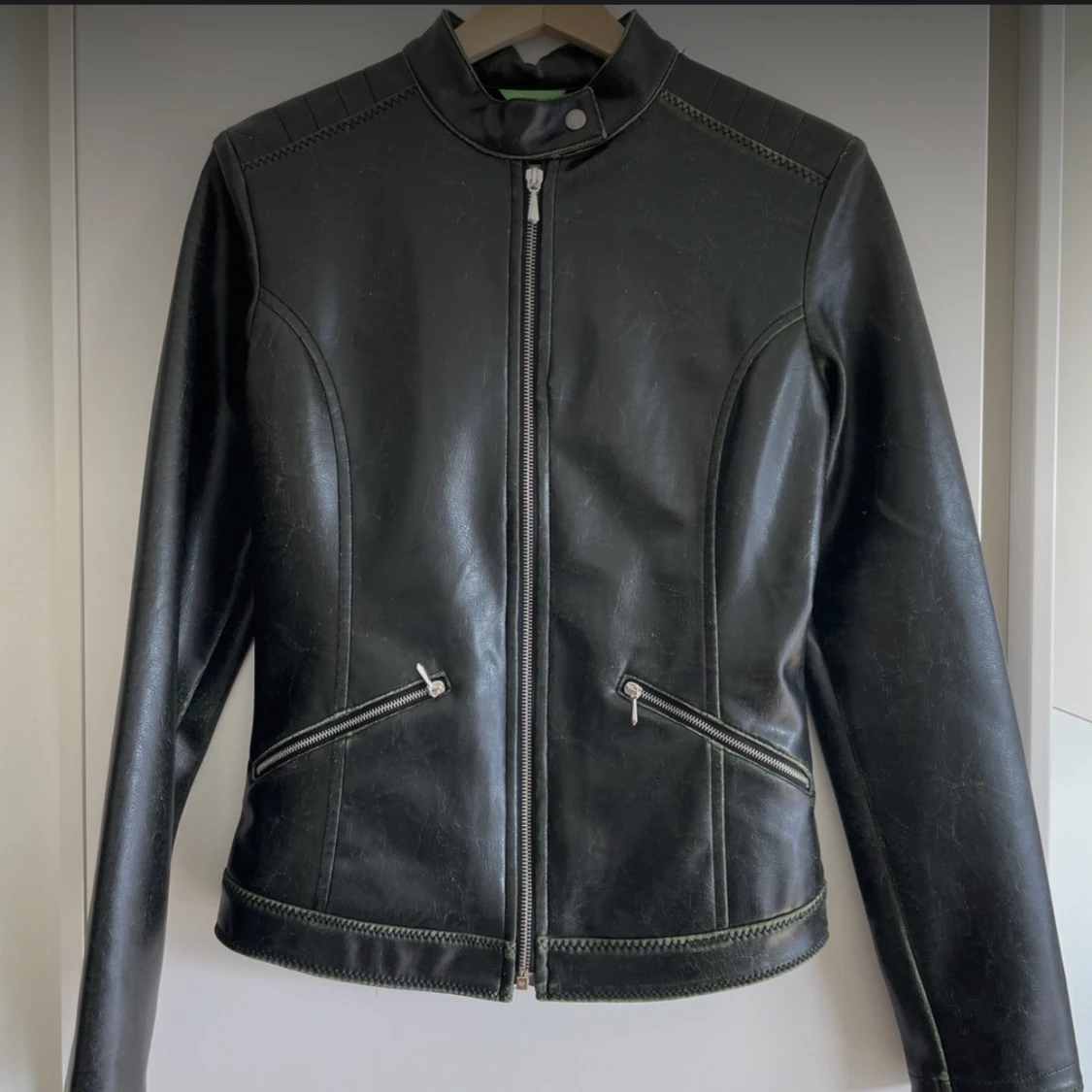 Skinnjacka (vegansk) strl s\M