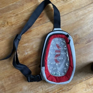 Nike air Max crossbody bag - Helt ny skit fet väska 