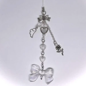 Angelic phonecharm - Handgjort mobil smycke ૮₍˶ᵔ ᵕ ᵔ˶₎ა Kontakta mig innan du köper ✮⋆˙