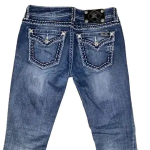 nästan helt oanvända Miss Me jeans till salu!! 🫶🏼