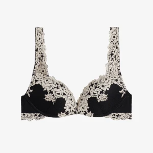 Intimissimi bh - Säljer min fina intimissimi bh, fint skick! Den är svart/vit! Kan mötas upp i Jönköping eller frakta, köparen står för frakten!💕