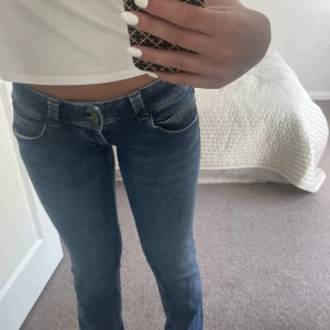 Jeans - Jättefina jeans från Pepe jeans! Sparsamt använda, nypris ca 700 kan tänka mig sälja billigt vid snabb affär! 💗💗