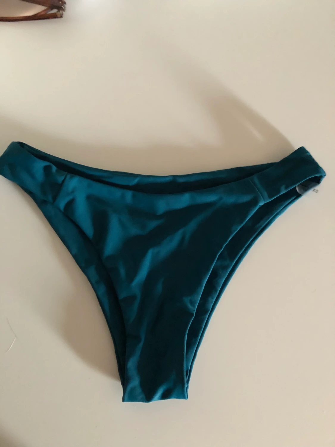 Bikini sett två underdelar o en överdel  - 90