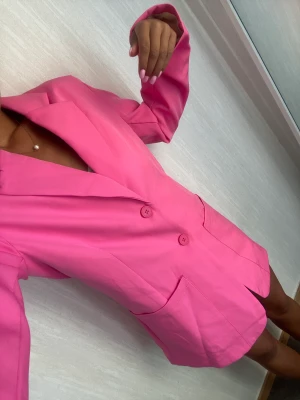 Jättefin rosa blazer  - Aldrig använd 