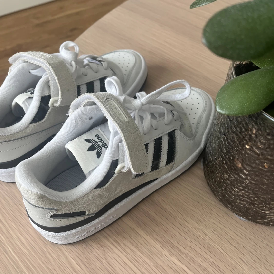 Adidas sneakers  - 91