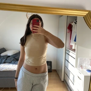 Topp - Beige topp 