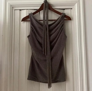 Glitter topp - Superfin glitter topp med medföljande sjal! Passar Xs-s! ❤️