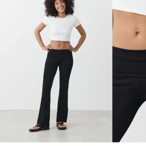 Yogapants från Gina - Storlek Medium, använt de 1 gång, köpta för 359 