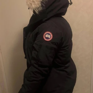 Canada goose - Säljer min fina canada goose Använd endast en vinter