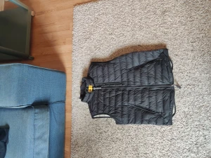 Parajumpers Väst - Äkta parajumper Väst i bra skick 