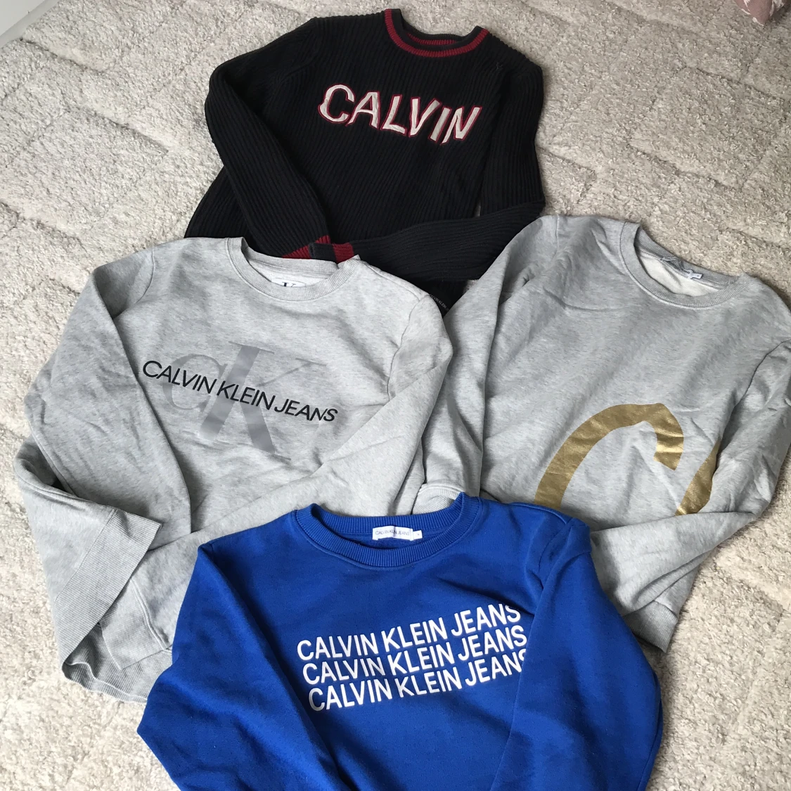 Calvin clein sweatshirts  - 90