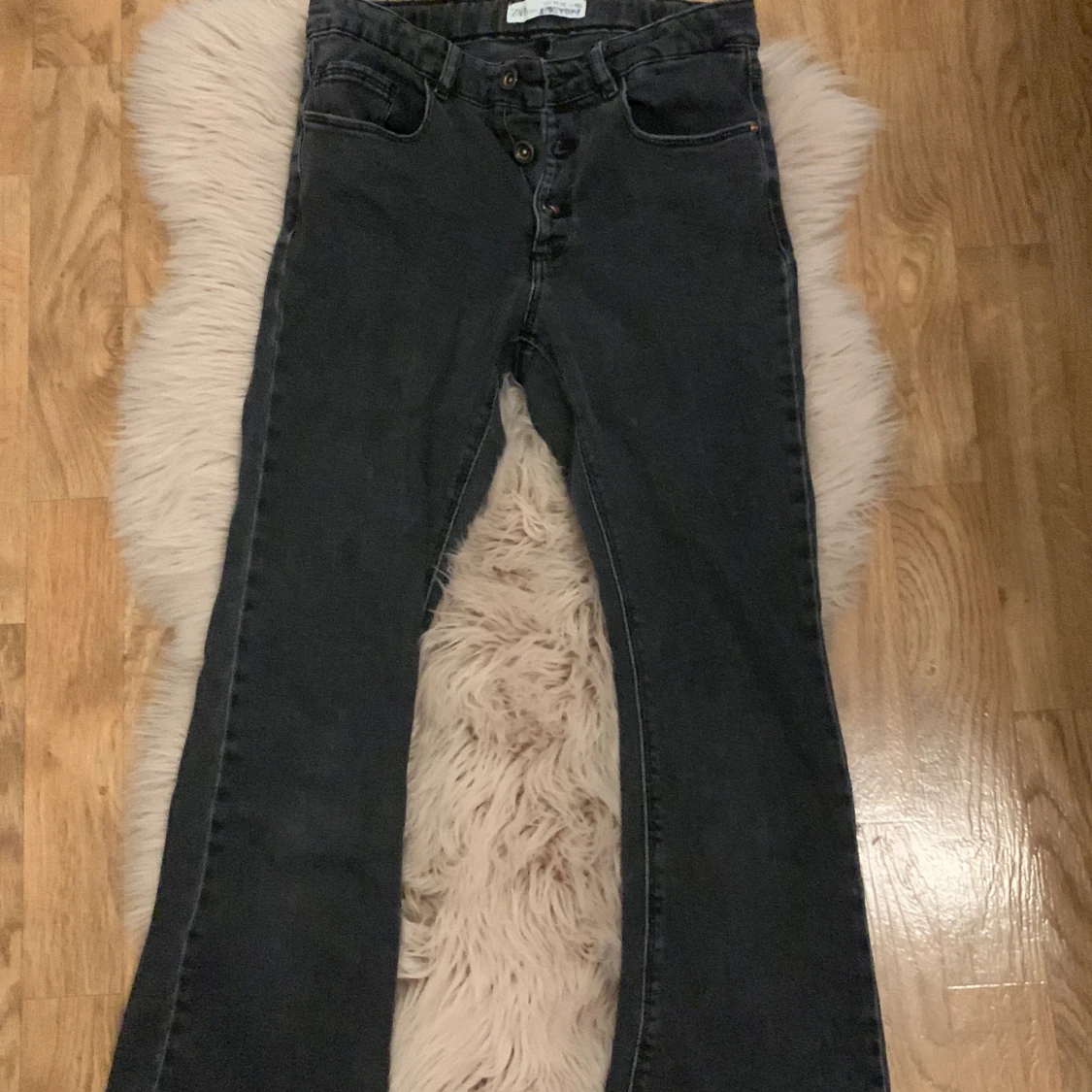 Svarta zara jeans - 91
