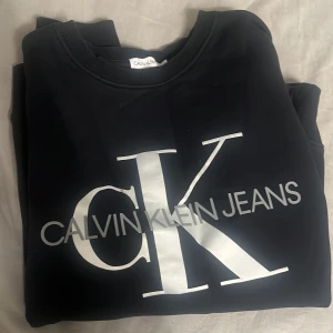 Tröja - Använd några gånger 