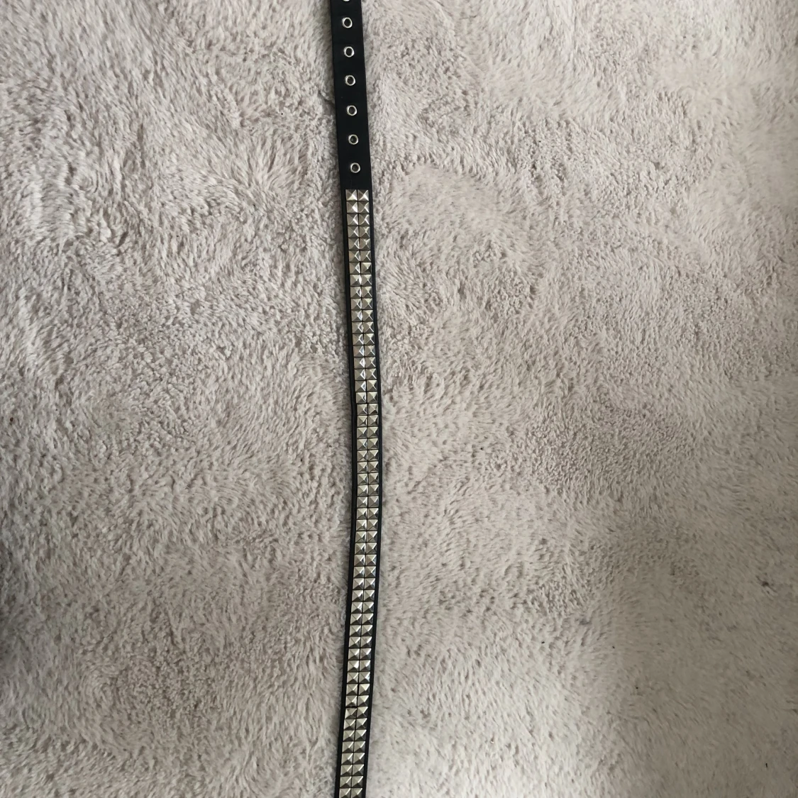 Nitbälte/ skärp med nitar - 91