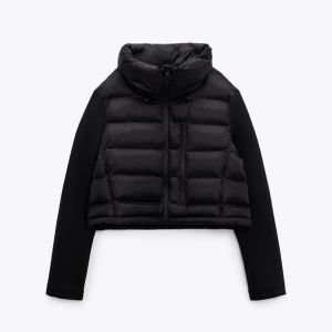 Zara jacka - Nypris 500  Säljer för 380