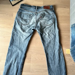 Levis 501  - Köpta från selectdvintage för ett tag sen.  Storlek = w32 l34