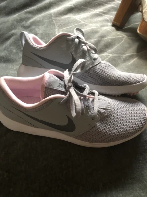 Golf skor - Använda 1gång 