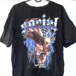 Tshirt - Använd ett fåtal gånger 