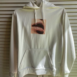 Hoodie  - Cool hoodie, sparsamt använd
