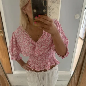 Rosa sommar tröja  - Helt ny endast testad💓💗💖