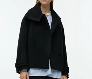 kappa - säljer denna jättefina kappan ifrån arket, väldigt varm och skön och lite oversized, super snygg. väldigt bra skick✨