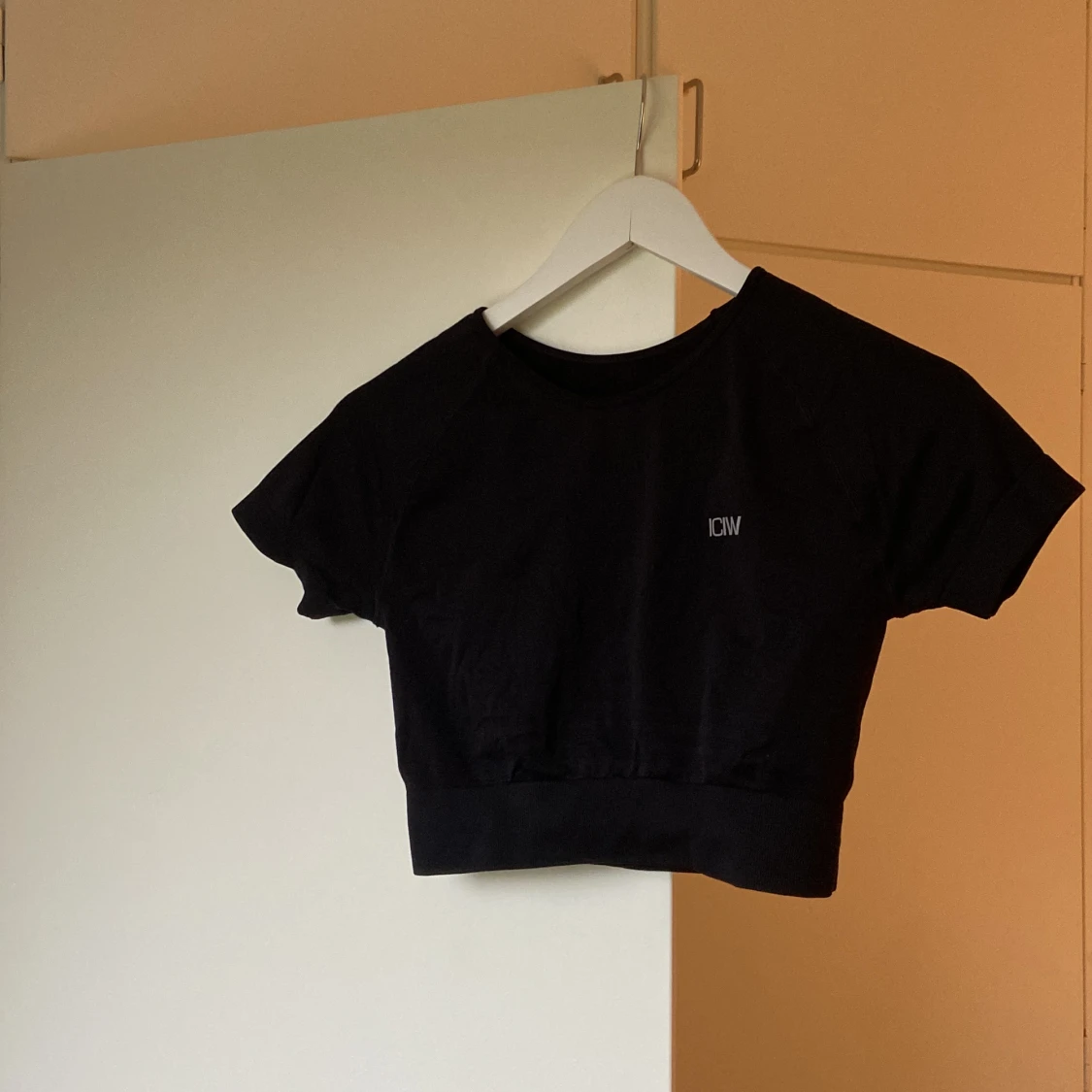 ICIW croppad träningströja