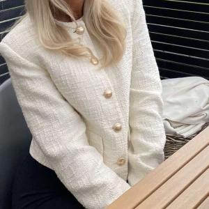 Kavaj  - Kavaj från ginatricot! Andvänd 2 gång🥰