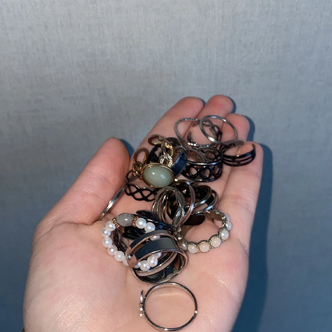 Köp alla dessa ring för bara 50kr