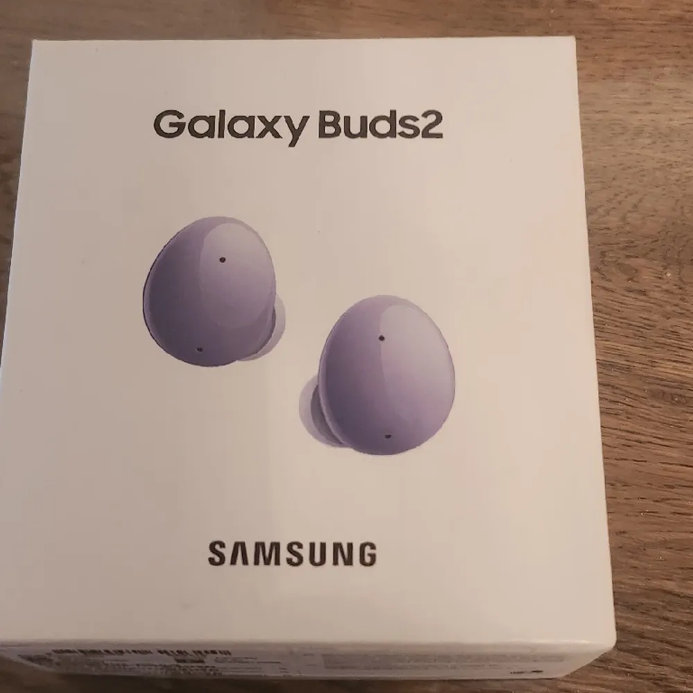 Samsung galaxy bud2 används bara 2 gånger. Övrigt.
