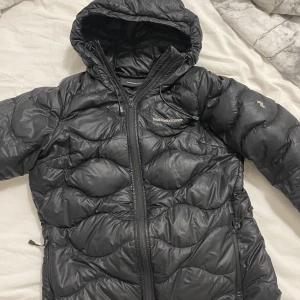 Sail racing jacka - Äkta sail racing storlek S, fungerar till tjejer och killar unisex