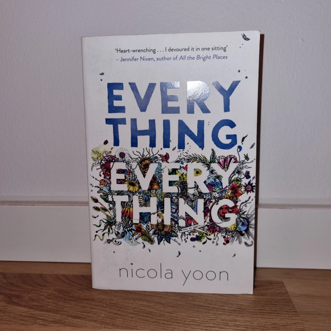 Everything, Everything Bok