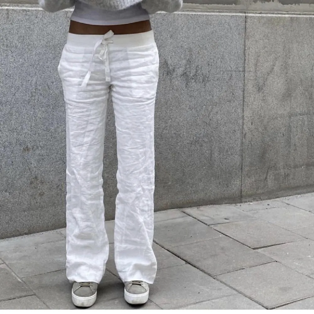 Linnebyxor från alobha, köpta i somras (gamla modellen). Storlek S! . Jeans & Byxor.