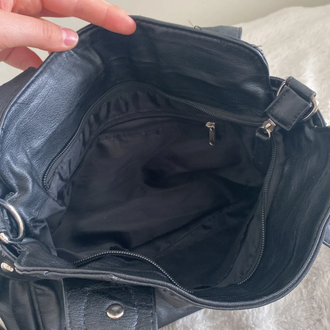 Svart handväska - 91