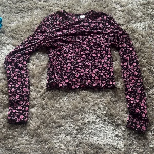 meshtopp - Jättefin, långärmad mesh-topp. Passar XS/S. Bra skick.