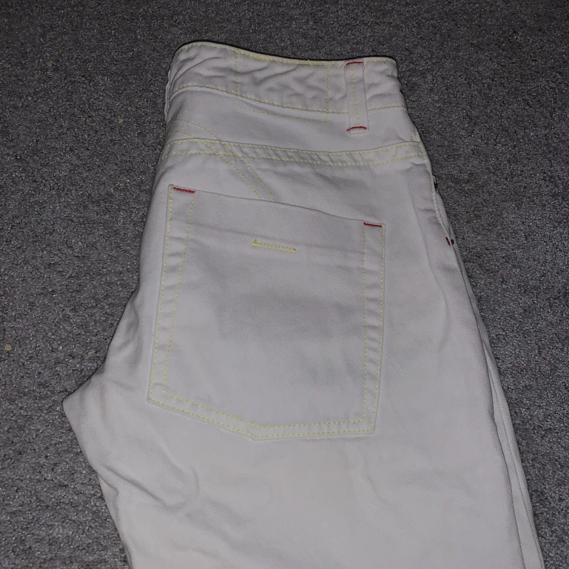 lågmidjade byxor  - 91