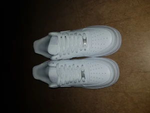 Nike Air Force 1 - Knappt andvända Kvitto Finns!