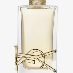 HELT NY - Säljer denna parfymen, aldrig använd! Säljer då jag inte gillar parfymen men fick den i present. Kostar 1 149 kronor eftersom det är 90 ml (största)  men säljer för 800 