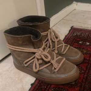 Inuikii  - Inuikii använda en säsong 