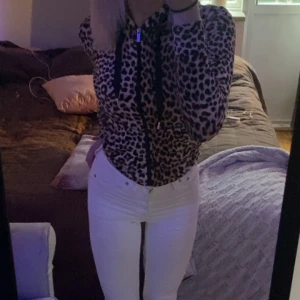 Leopardtröja Gina - Leopardtröja från Gina går inte att få tag på längre nypris ca 350 inte speciellt mycket använd men väldigt skön. ❤️