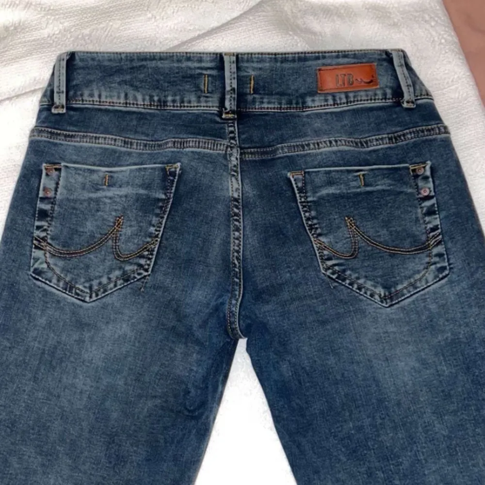 Jättesnygga Lågmidjade LTB-jeans . Jeans & Byxor.