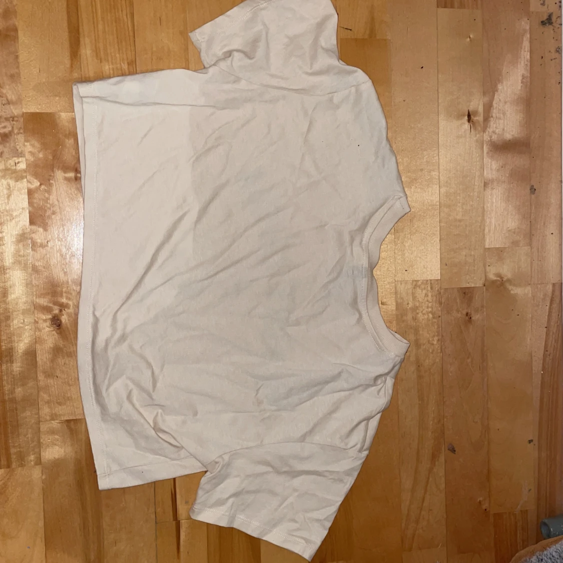 Beige cropped t-shirt - 90