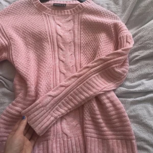 Mysig rosa tröja - Stickad o fint skick 