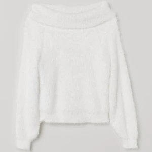 Vit stickad tröja  - Fluffig tröja ifrån hm, aldrig använd<3