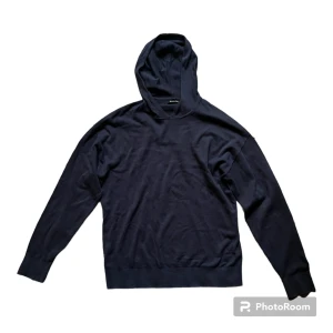 Massimo Dutti stickad luvtröja Navy - Stickad luvtröja från Massimo Dutti  Storlek Medium Mycket Bra skick  