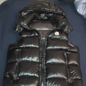 Moncler väst - .