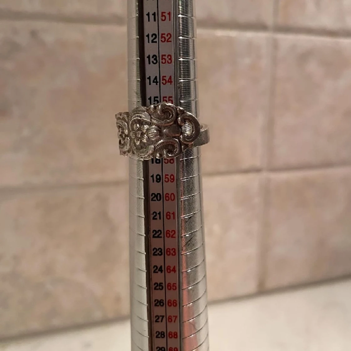 Ring av nysilver  - 90