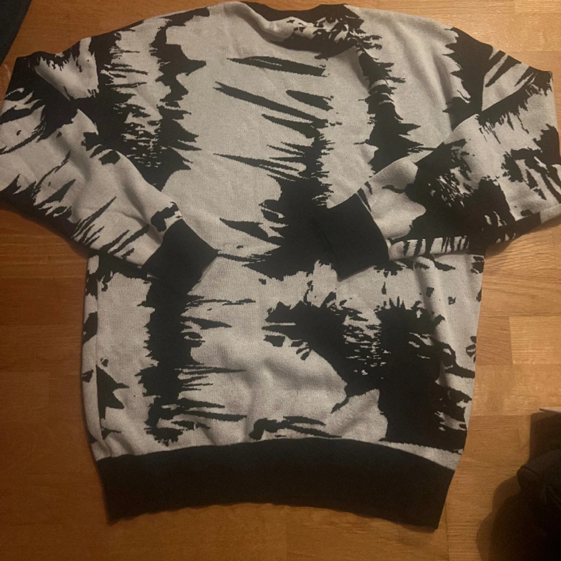 Svartvit Zara tröja - 91