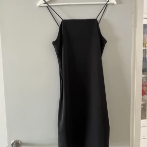Kort klänning - Svart klänning i bra skick!