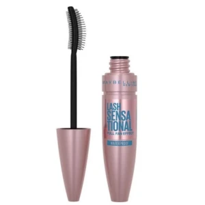 Mascara maybelline  - Säljer min vattenfasta mascara från Maybelline då jag köpte fel. Den är öppnad men aldrig använd, har aldrig applicerat på mina fransar! Frakten går på 15kr💞🥰